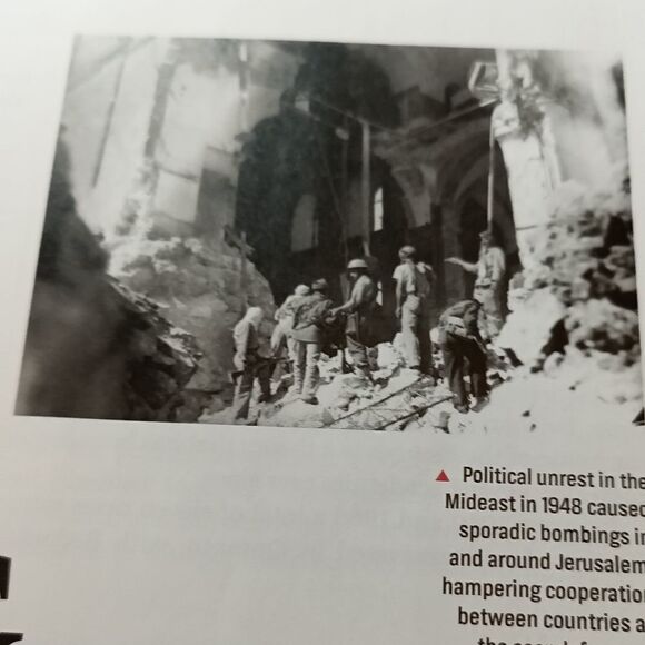 Dead sea scrolls, decoded , revealed. 2020 , history magazine. - Picture 2 of 16